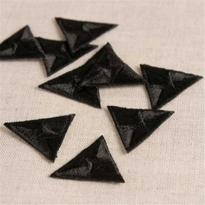 Ecusson mouche (triangle brodé) - Noir Ecusson mouche (triangle brodé) - Noir