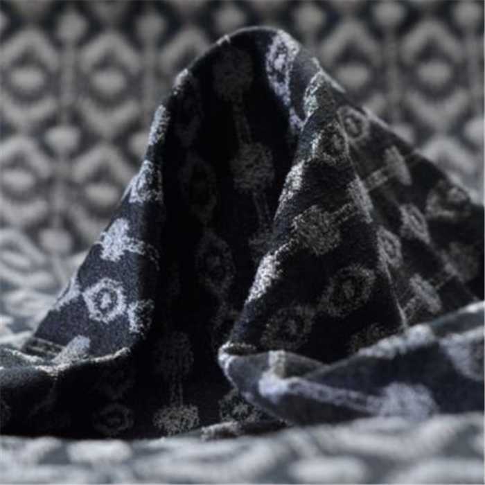 Jacquard à motif argenté Jacquard à motif argenté